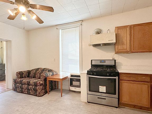 5th image of 3633 S Wolcott Ave Unit 1R