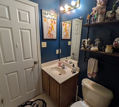 5th image of 8242 Floral Springs Dr