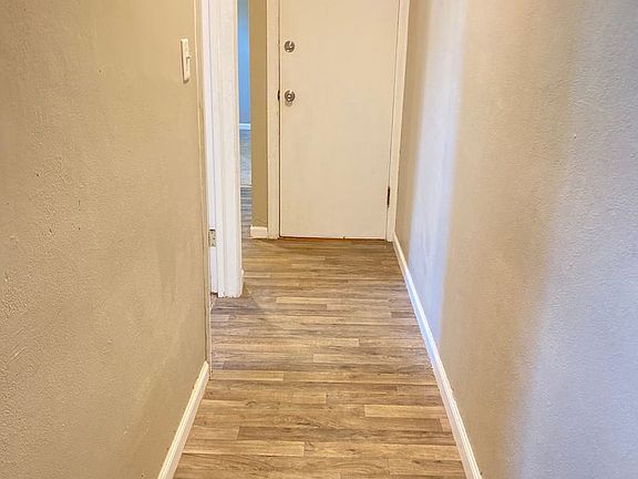 5th image of 115 Scott Ave APT 3