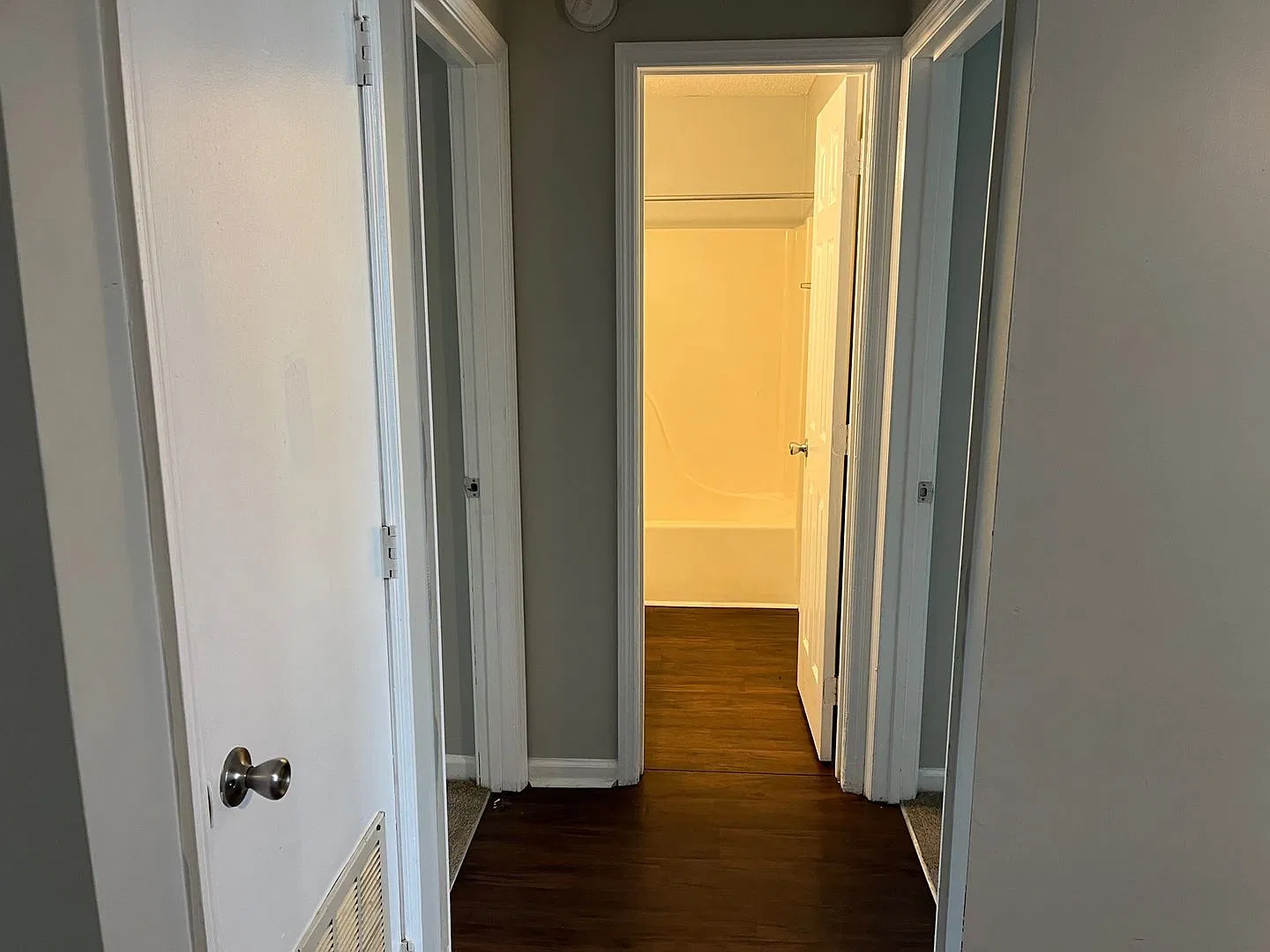 2 bed, 750 sqft, $1,045 — Photo 4