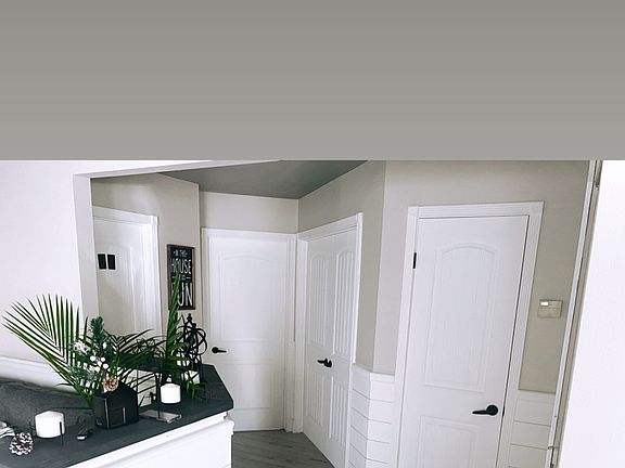 5th image of 16125 Valleyvale Dr