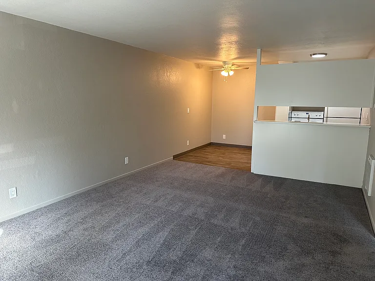 Rosedale Apartments — Photo 18