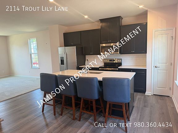 5th image of 2114 Trout Lily Ln