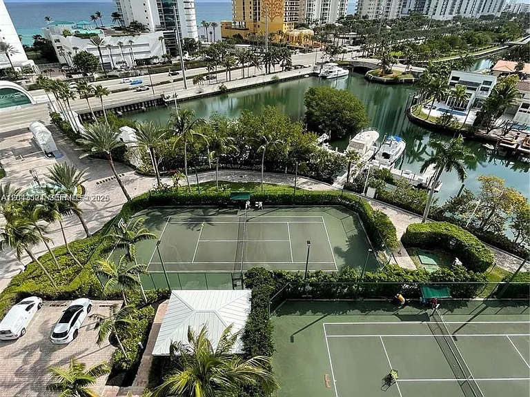 16400 Collins Ave #942 — Photo 22