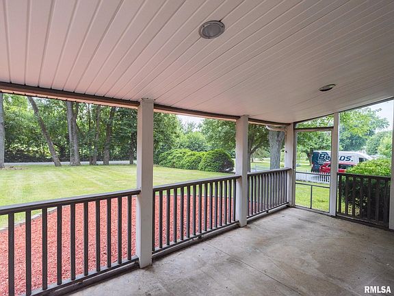 4th image of 527 W Forrest Lawn Ave