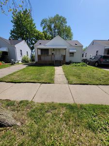 25500 Culver St, Saint Clair Shores, MI, 48081