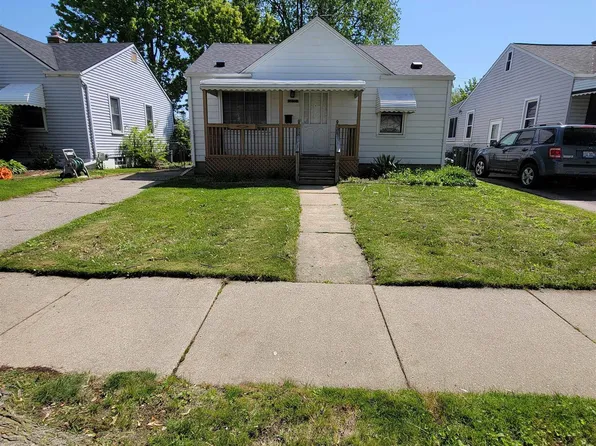 25500 Culver St, Saint Clair Shores, MI 48081