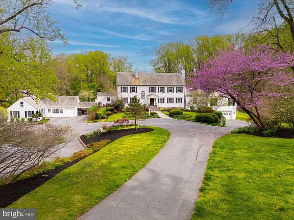 4th image of 227 Greenspring Valley Rd