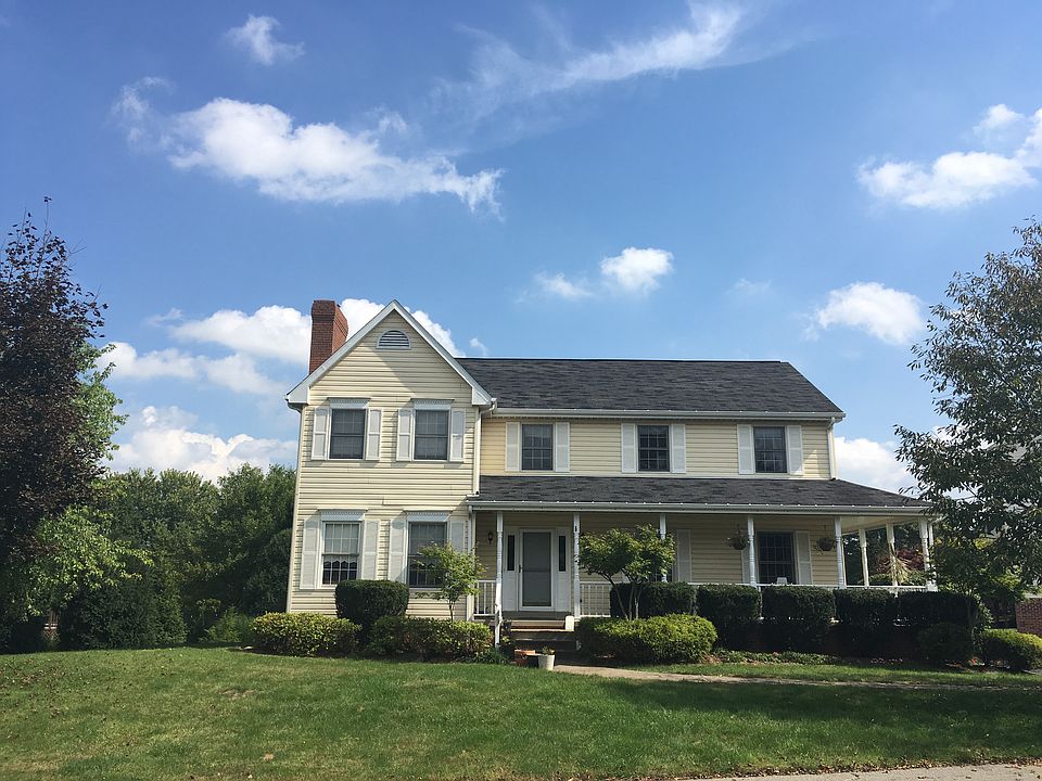 1st image of 413 Woodcock Dr