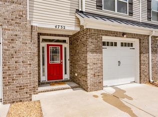 4732 Kilby Dr, Virginia Beach, VA 23456
