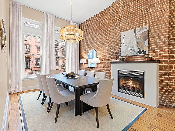 5th image of 124 W 87th St