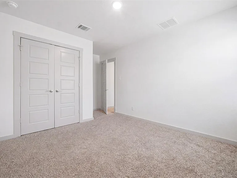 515 Millbrook Blvd — Photo 26
