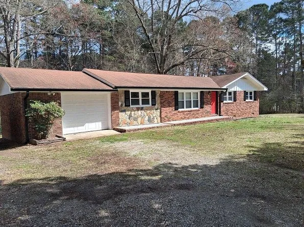 108 Austin Dr, Fayetteville, GA 30214