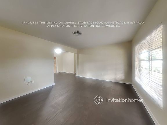 4th image of 245 NW 124th St