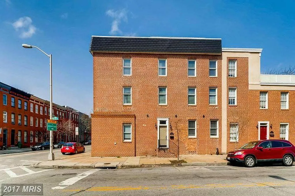 Building Photo - 18 W Fort Ave