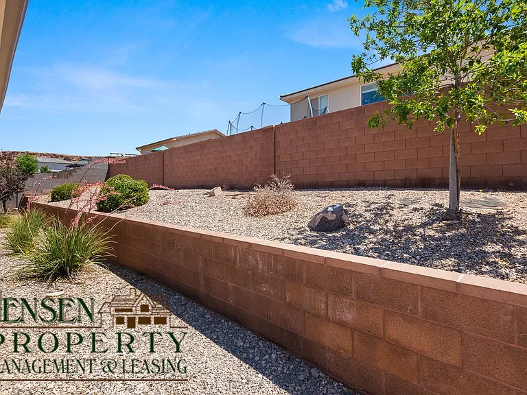 3252 E Tanoak Dr — Photo 34