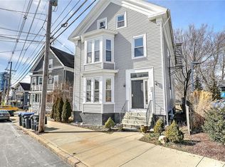 390 Hope St #3, Providence, RI 02906