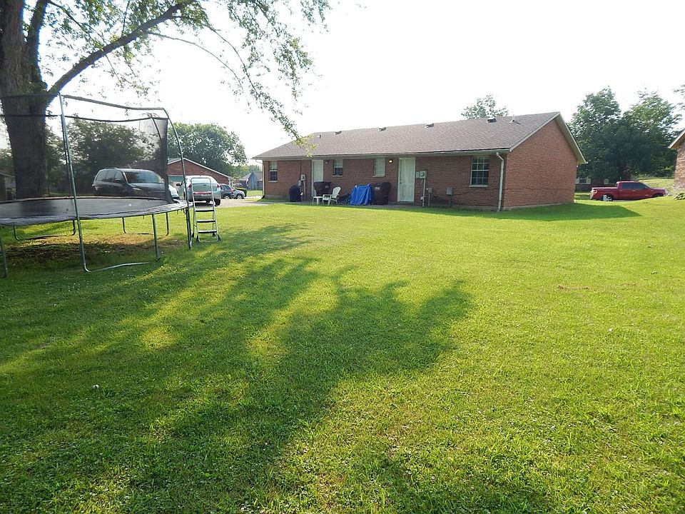 2nd image of 1323 Algonquin Dr