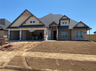 1081 Red Maple St, Centerton, AR 72719