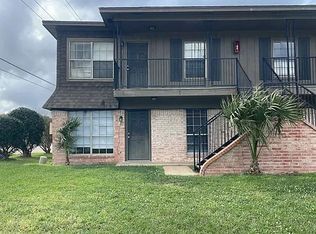 6090 Alpine Cir, Beaumont, TX 77708