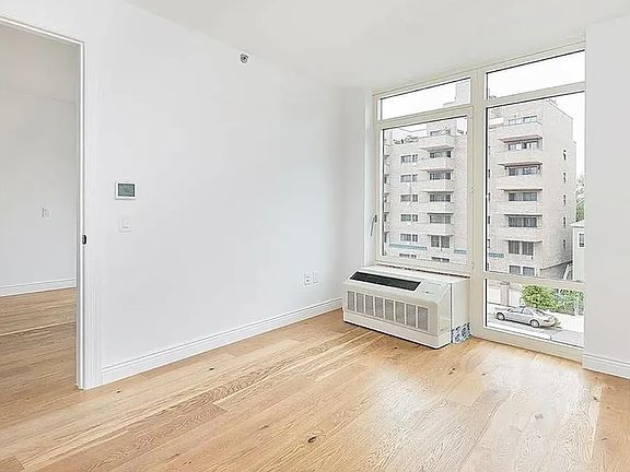 2nd image of 3440 Guider Ave #4