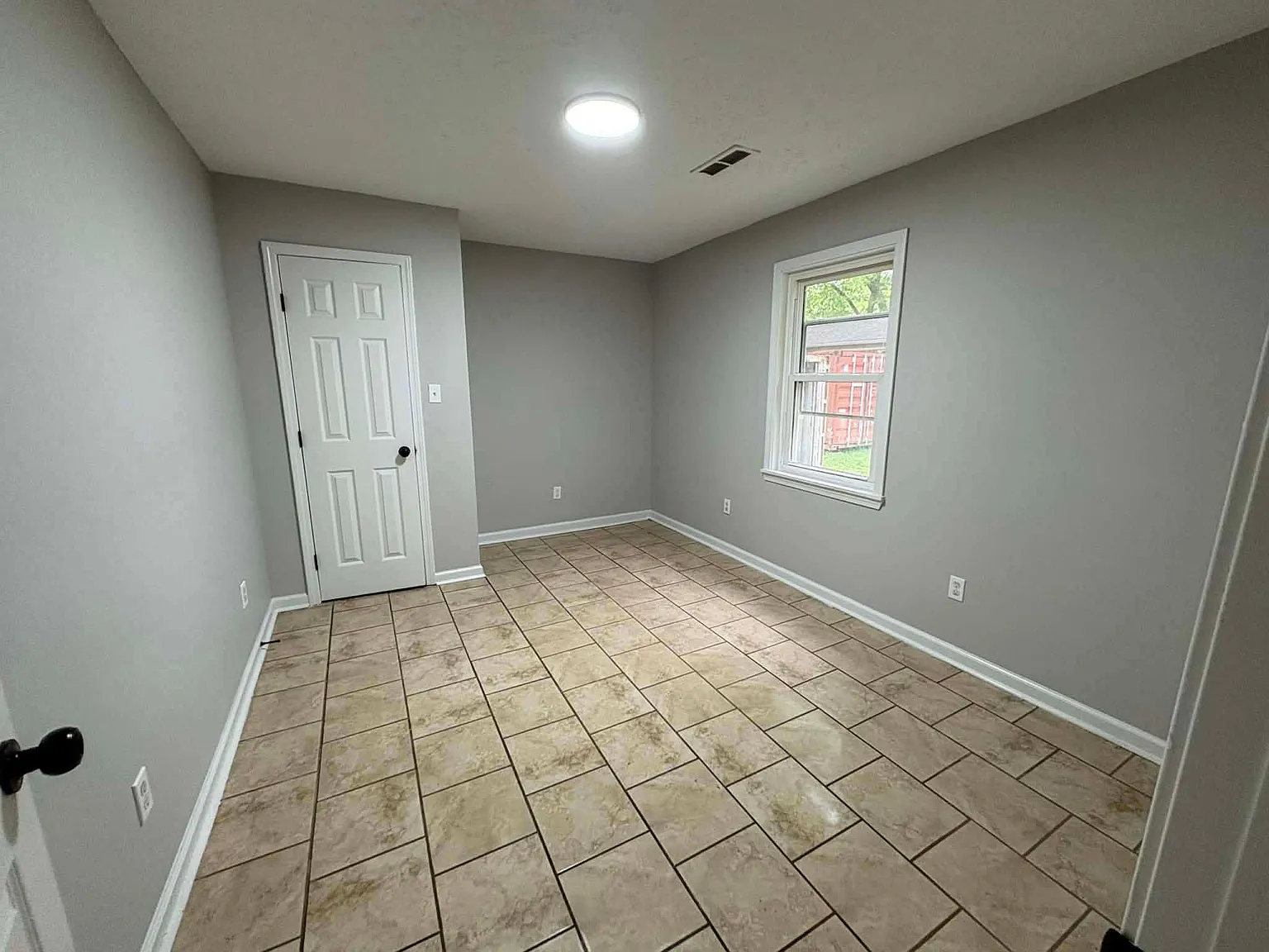 813 Scott St # 3, Brownsville - Unit 1 — Photo 3
