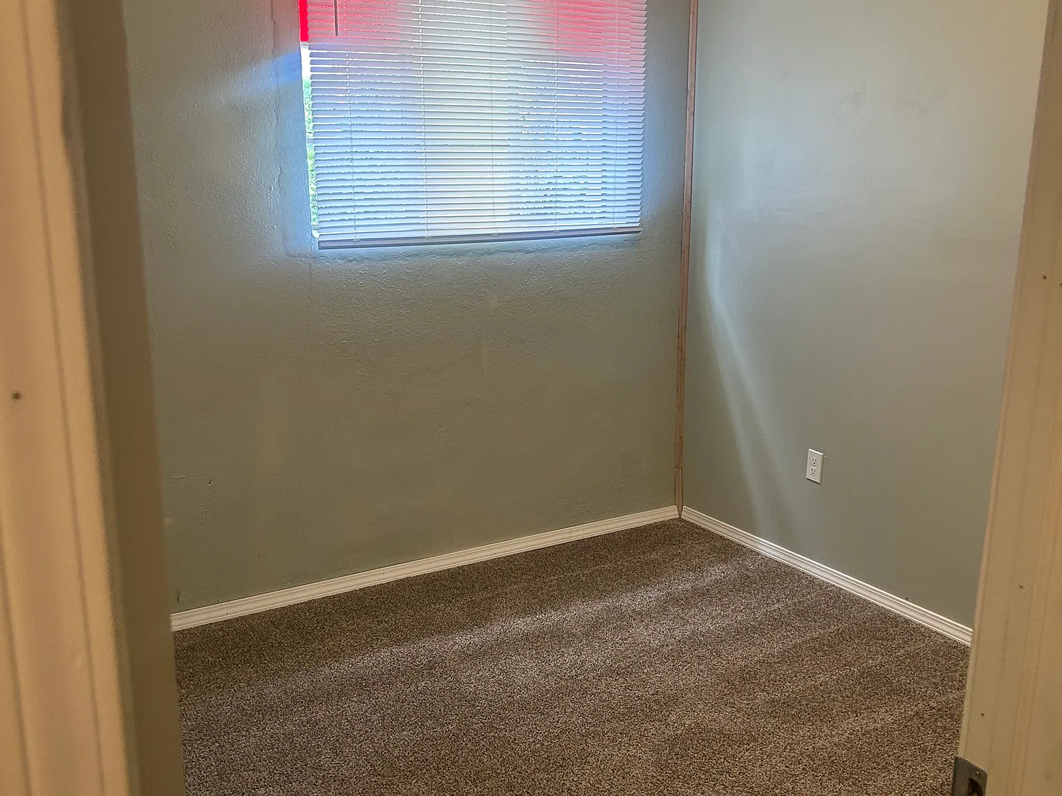 3 bed, 800 sqft, $1,195 — Photo 4