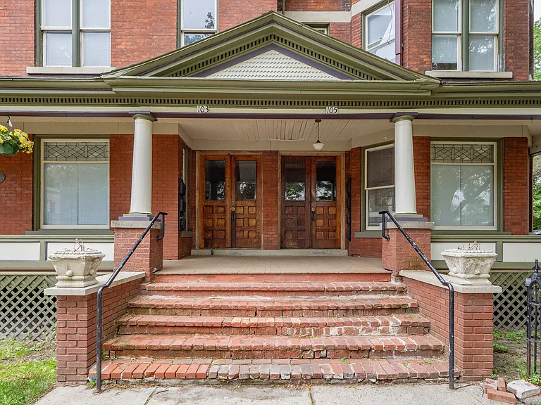 105 W Dutton St #D — Photo 15