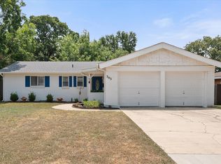 303 Bayless Dr, Euless, TX 76040