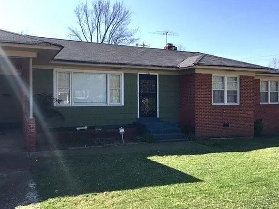 4th image of 1049 Idlewild St