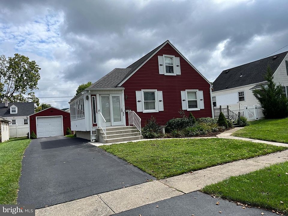 1st image of 439 Birch Rd