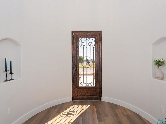 4th image of 1229 Karabella Way