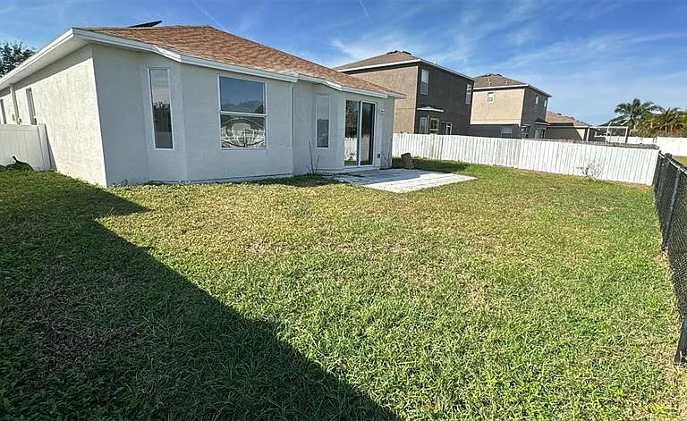 12602 Evington Point Dr — Photo 19