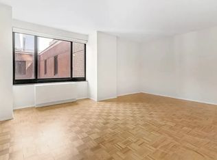 200 Rector Pl APT 9R, New York, NY 10280