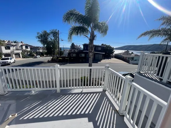306 2nd St #B, Avila Beach, CA 93424