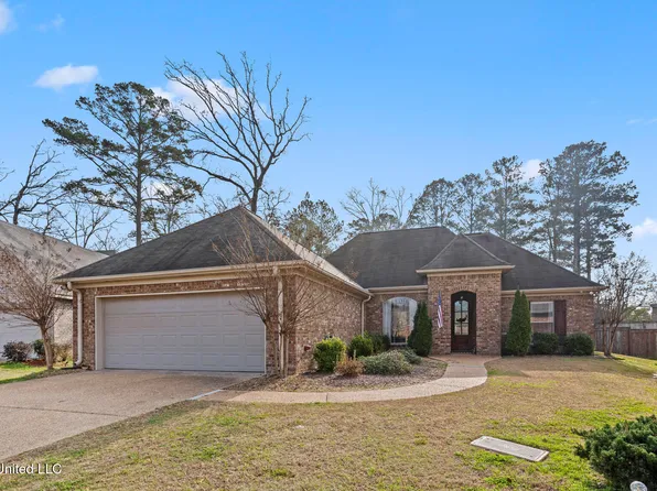 102 Woodridge, Pearl, MS 39208