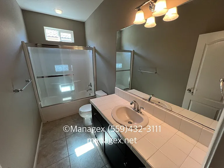 3069 Mount Rainier Ln — Photo 7