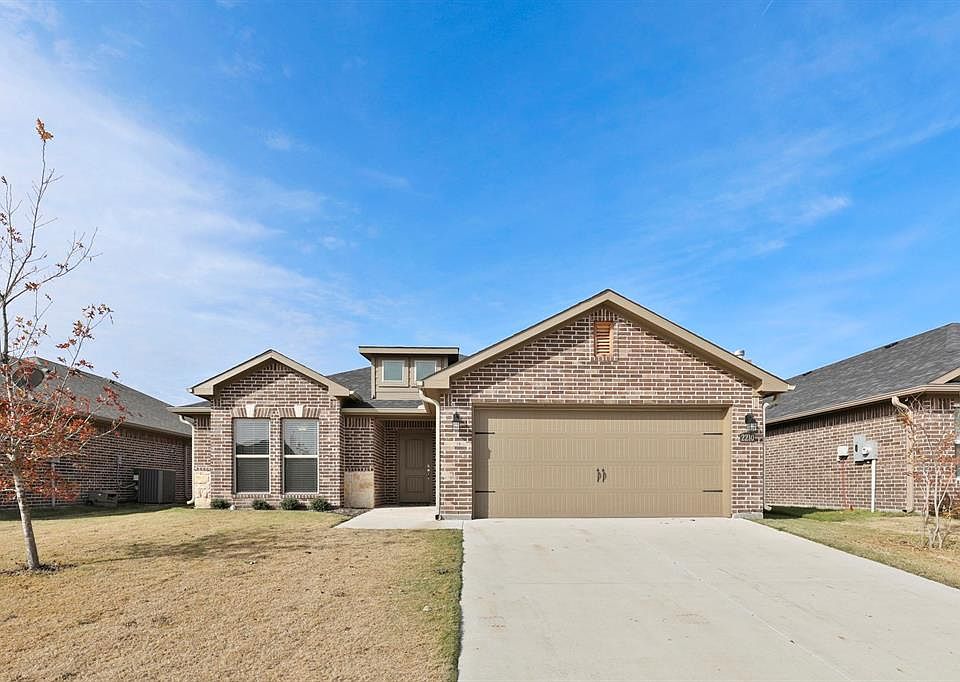 1st image of 2210 Southridge Ln