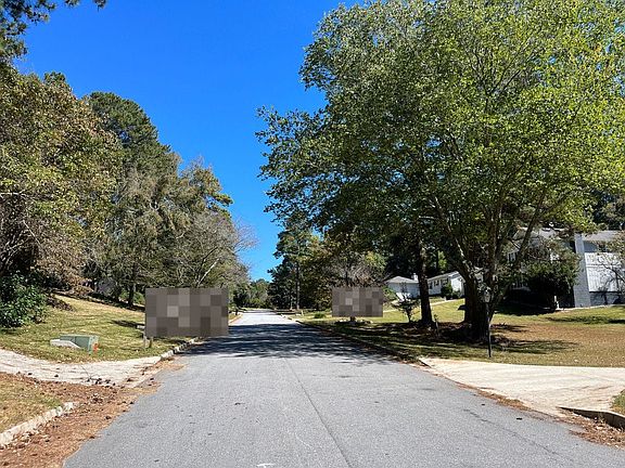 4th image of 2397 Amberbrook Dr SW
