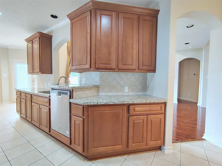 5606 Grandwood Ln — Photo 15