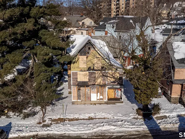 65 Pine Street, Waterbury, CT 06710
