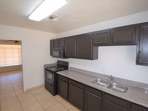 3rd image of 1601 N 64th Ave