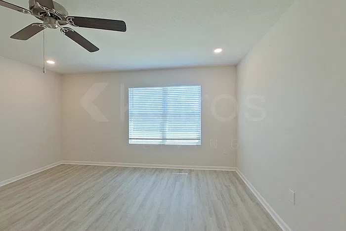 4 bed, 2.0 bath, 1787 sqft, $2,225 — Photo 4