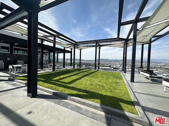 5th image of 3810 Wilshire Blvd APT 607