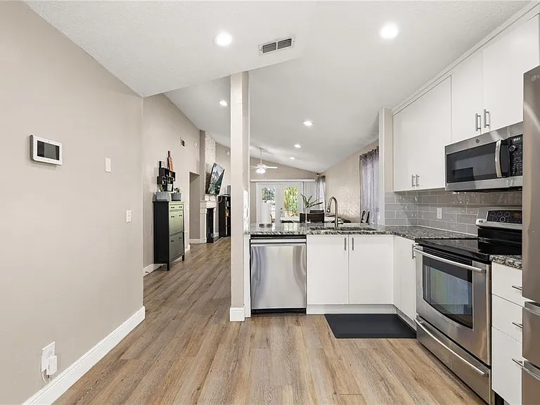6613 Chantry St — Photo 7
