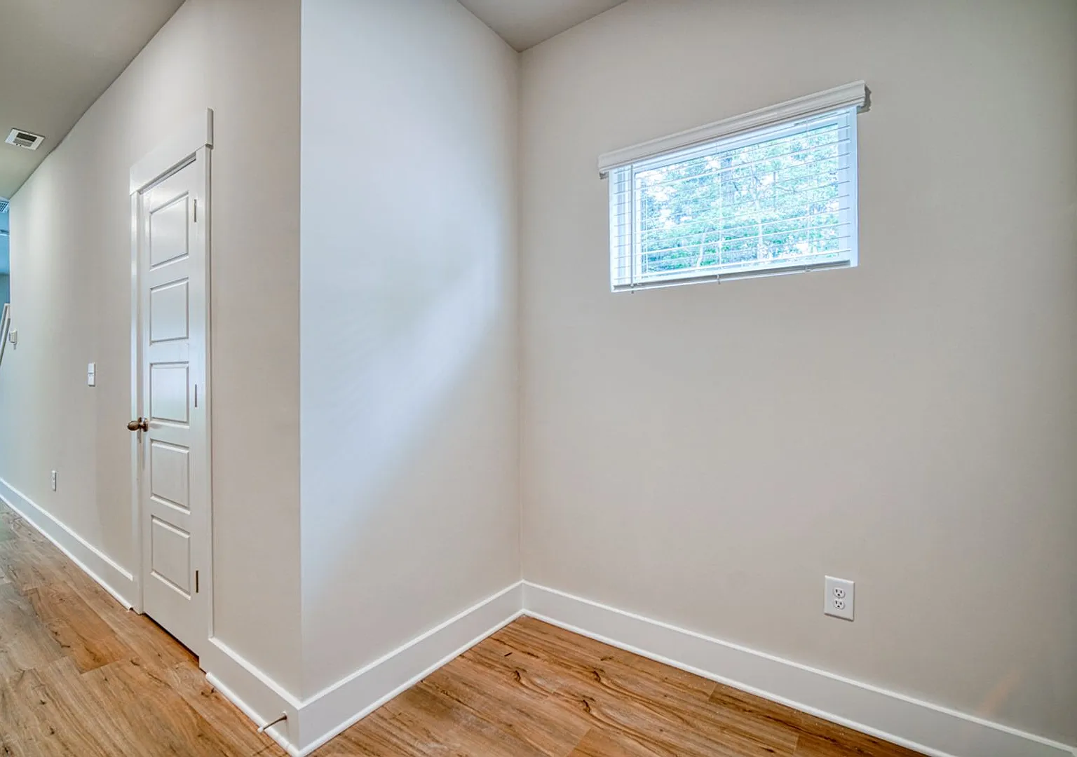 3 Bed/2.5 Bath New Construction Townhome in Greer — Photo 4