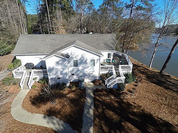 3rd image of 55 Tall Pines Ln