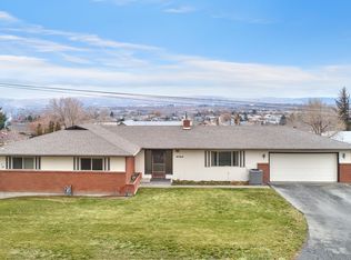 8702 Juanita Dr, Yakima, WA 98908
