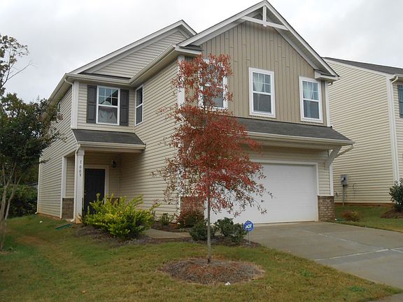 3rd image of 1009 Joselynn Dr