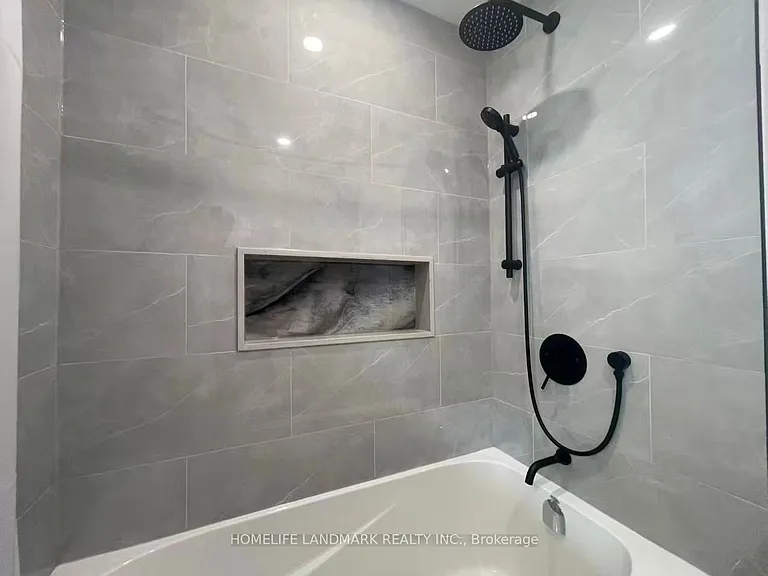 17 Rosemeade Ave #1 — Photo 8